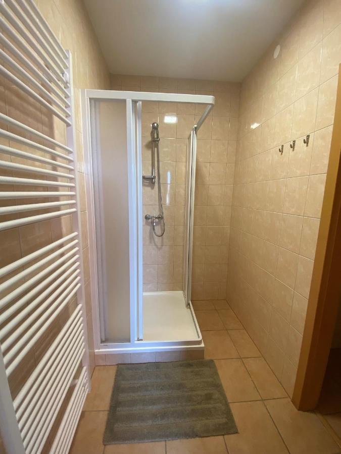 Hostel Hodonin Luaran gambar
