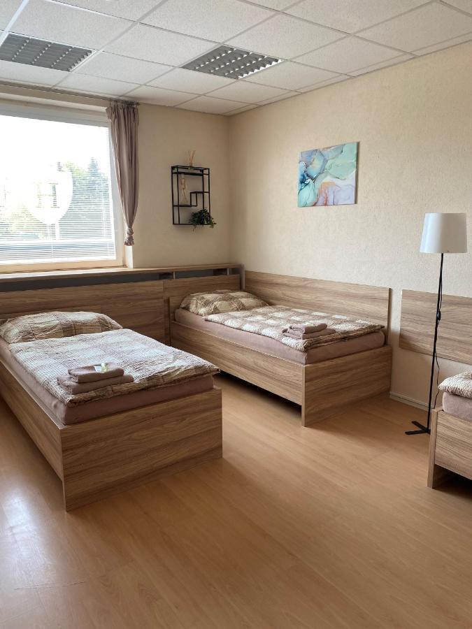 Hostel Hodonin Luaran gambar