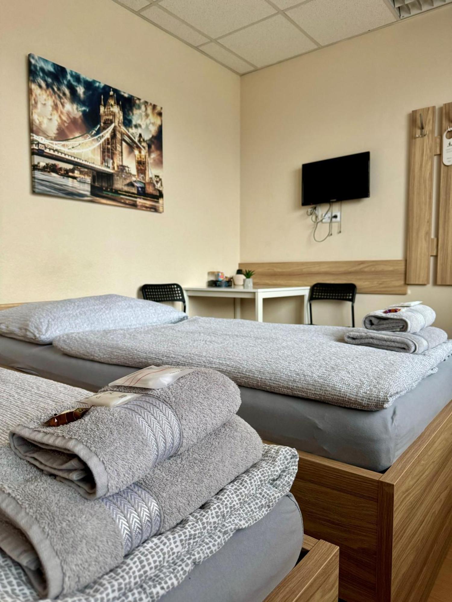 Hostel Hodonin Luaran gambar