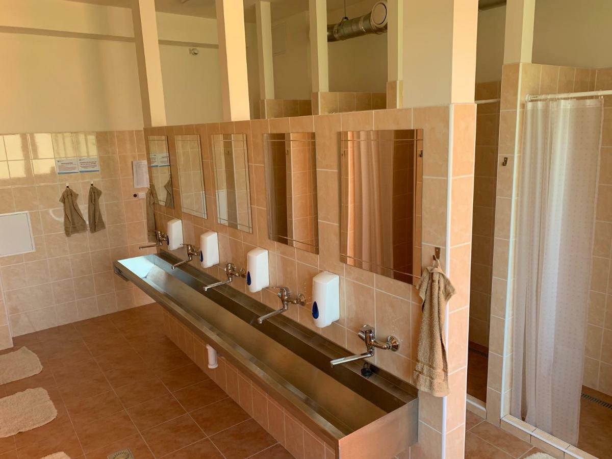 Hostel Hodonin Luaran gambar